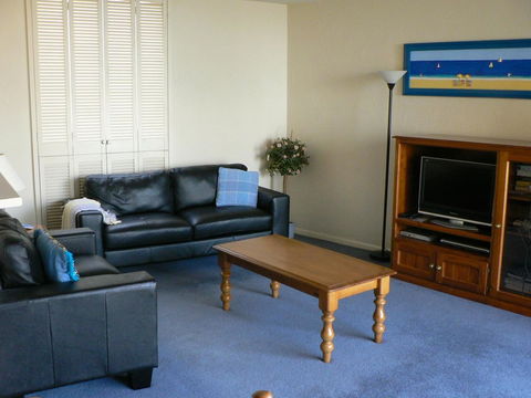South Esplanade Apartment - Accommodation Main Beach 3