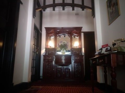 Fernweh Guesthouse - Accommodation Main Beach 19
