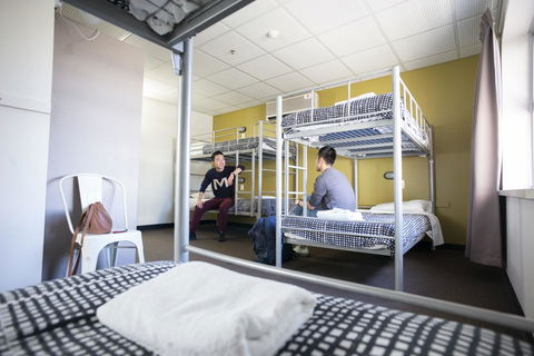 YHA Adelaide Central - Accommodation Main Beach 13