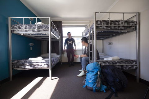 YHA Adelaide Central - Accommodation Main Beach 10