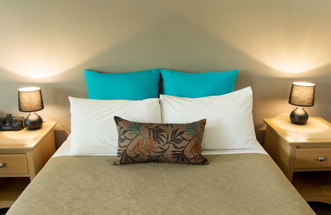 Berri Hotel - Accommodation Main Beach 43