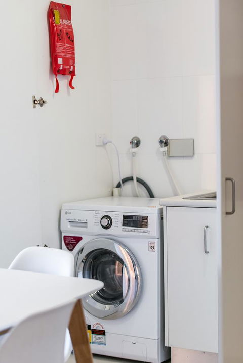 Stylish And Comfortable, Views Over Gouger St! - Accommodation Main Beach 16