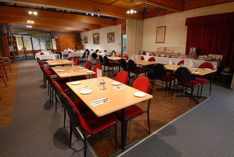 The Wine Vine Hotel - Accommodation Main Beach 23
