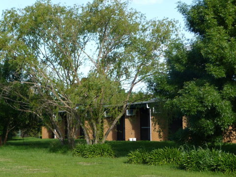 The Wine Vine Hotel - Accommodation Main Beach 18