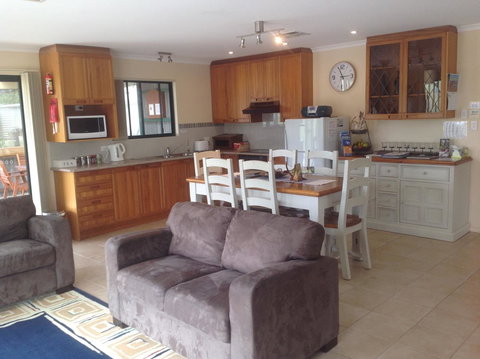 Breakaway Farmstay - Accommodation Main Beach 3