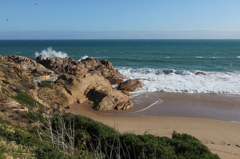 Southern Sands\' Beachfront Apartment - Accommodation Main Beach 16