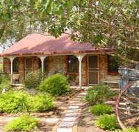 Langmeil Cottages - Accommodation Main Beach