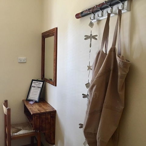 KI Dragonfly Guesthouse - Accommodation Main Beach 24