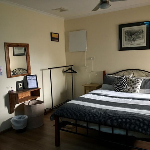 KI Dragonfly Guesthouse - Accommodation Main Beach 29