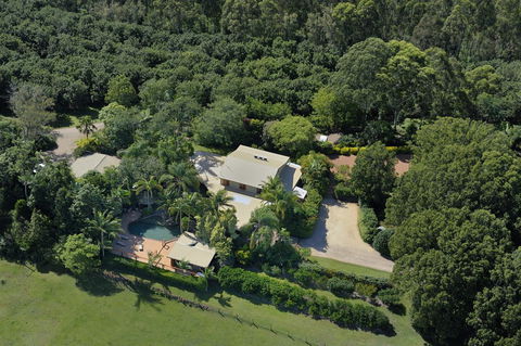SummerHills Retreat Byron Bay - Accommodation Main Beach 2