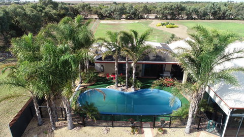 Murrayview Guest House - Accommodation Main Beach 1