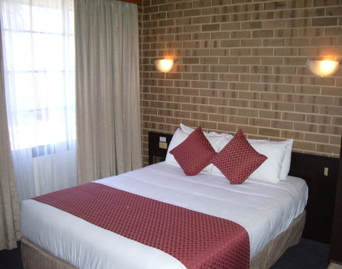 Aviators Lodge - Accommodation Main Beach 40