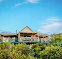 Seacroft - Accommodation Main Beach