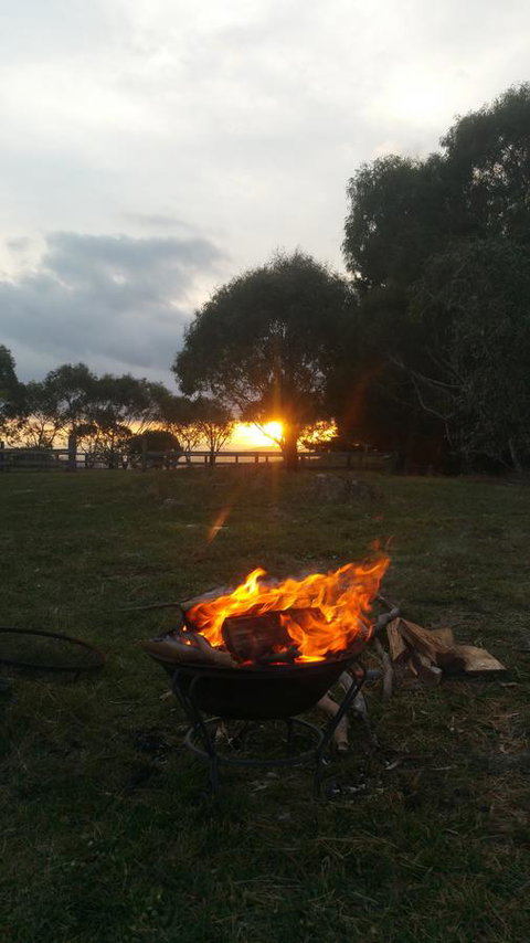 Eagles Range - Accommodation Main Beach 12