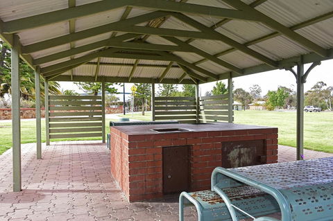 Travelway Motel - Accommodation Main Beach 32