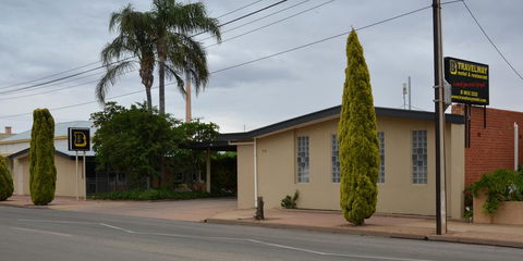 Travelway Motel - Accommodation Main Beach 0