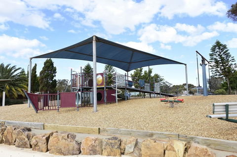 Travelway Motel - Accommodation Main Beach 27