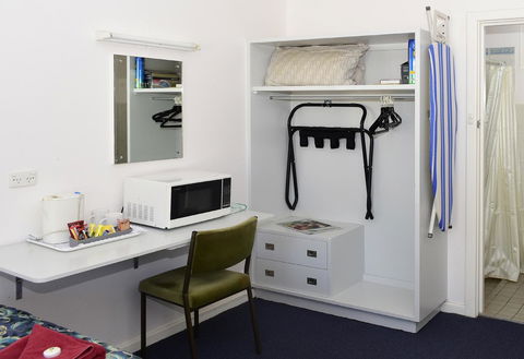 Travelway Motel - Accommodation Main Beach 24