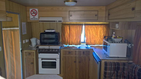 Second Valley Caravan Park - Accommodation Main Beach 11
