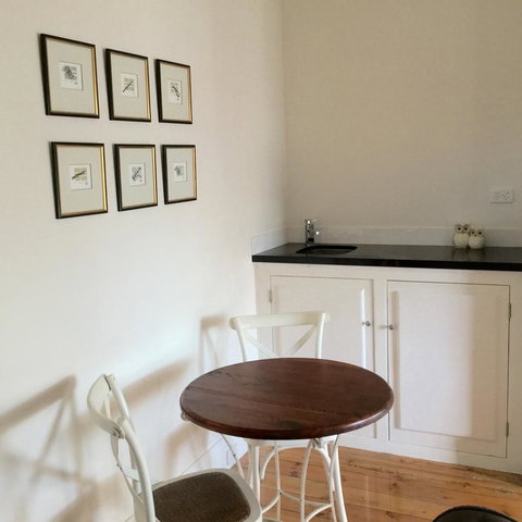 Railway Cottage In Beachport - Accommodation Main Beach 20