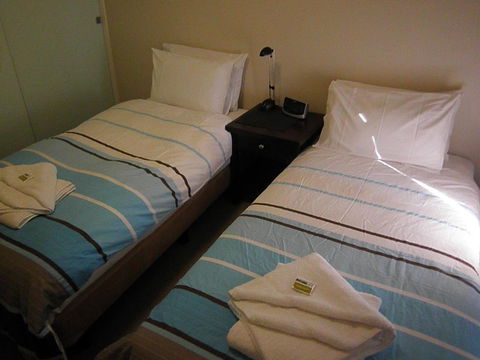 Marco Polo Apartments - Accommodation Main Beach 6