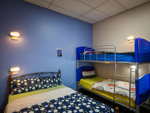 Blue Galah International Backpackers Hostel - Accommodation Main Beach 29