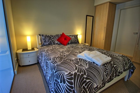 Pier 216 - Accommodation Main Beach 9