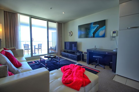 Pier 216 - Accommodation Main Beach 4