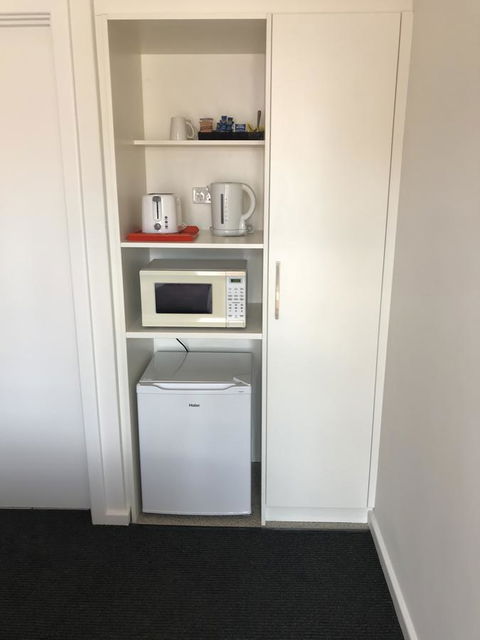 Frewville Motor Inn - Accommodation Main Beach 21