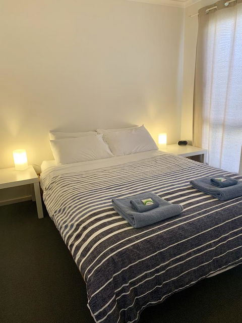 Bayview Beach House Apartment No 1 - Accommodation Main Beach 7