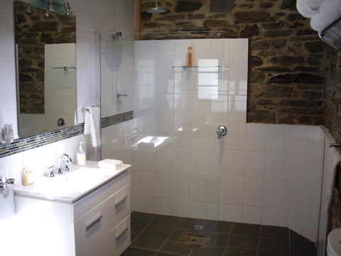 1860 Wine Country Cottages - Accommodation Main Beach 19