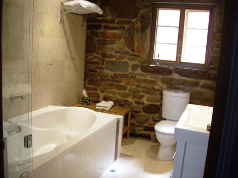 1860 Wine Country Cottages - Accommodation Main Beach 6