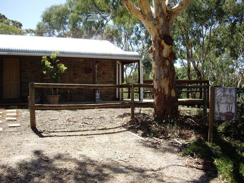 1860 Wine Country Cottages - Accommodation Main Beach 21