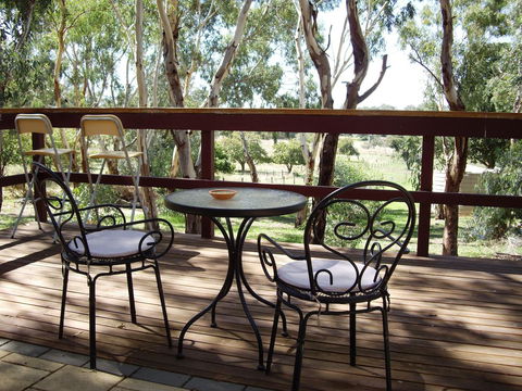 1860 Wine Country Cottages - Accommodation Main Beach 14