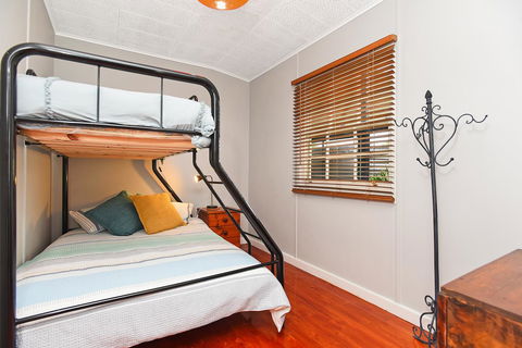Milly\'s Middleton - Pet-friendly - Accommodation Main Beach 12