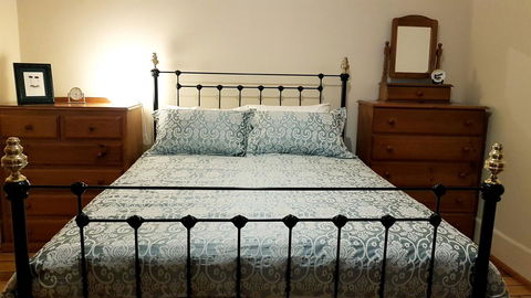 D2 At Watervale - Accommodation Main Beach 13
