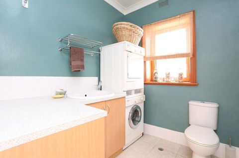 D2 At Watervale - Accommodation Main Beach 12
