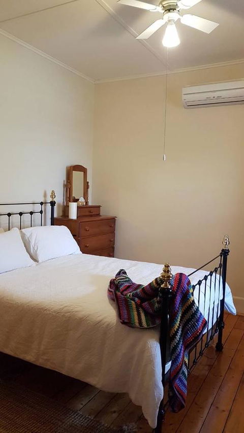 D2 At Watervale - Accommodation Main Beach 14