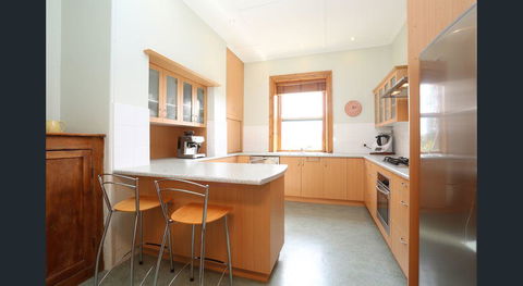 D2 At Watervale - Accommodation Main Beach 9