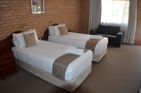 Deer Park Motor Inn Armidale - Accommodation Main Beach 4