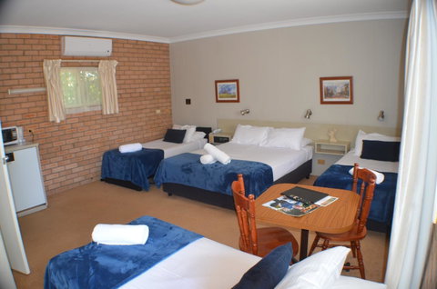 Deer Park Motor Inn Armidale - Accommodation Main Beach 9