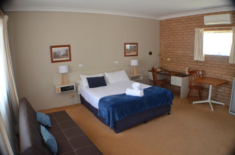 Deer Park Motor Inn Armidale - Accommodation Main Beach 7
