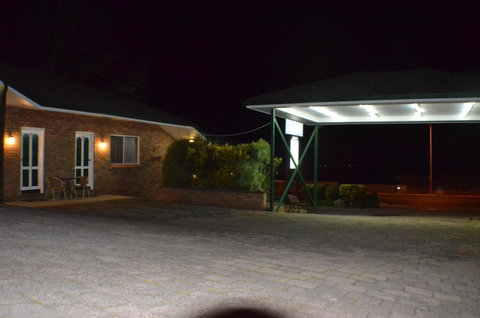 Deer Park Motor Inn Armidale - Accommodation Main Beach 17