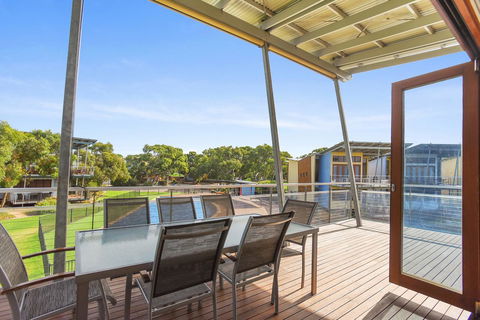 Villa 53 South Shores - Normanville S14 - Accommodation Main Beach 4