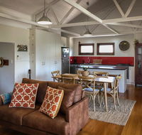 SeaLaVie - Accommodation Main Beach