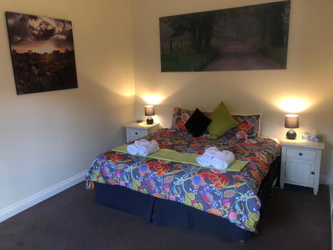 A Secret Garden - Accommodation Main Beach 1