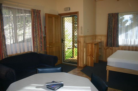 Millicent Hillview Caravan Park - Accommodation Main Beach 25