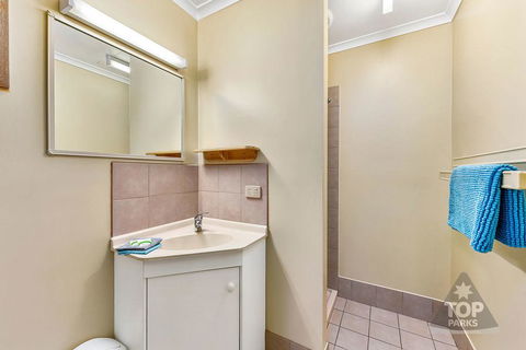 Millicent Hillview Caravan Park - Accommodation Main Beach 14