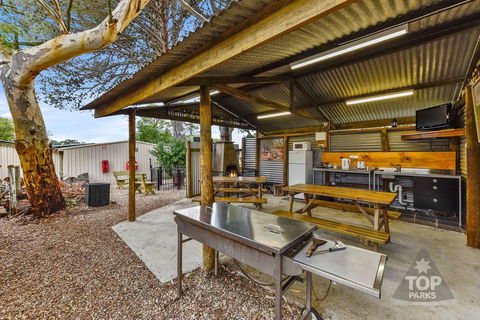 Millicent Hillview Caravan Park - Accommodation Main Beach 20