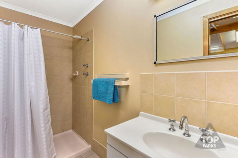 Millicent Hillview Caravan Park - Accommodation Main Beach 17